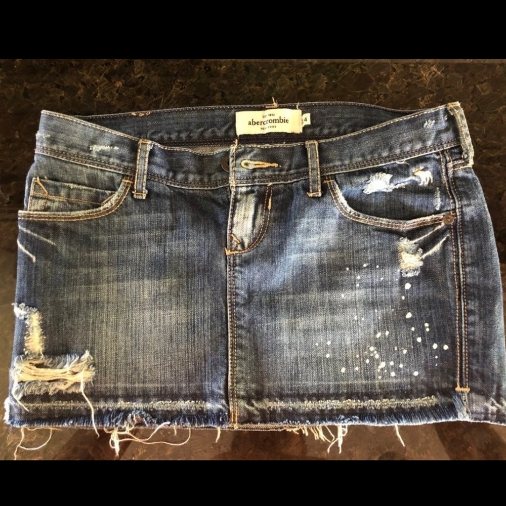 Hollister Stone washes Jean Skirt